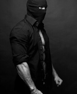 Иван Иванов