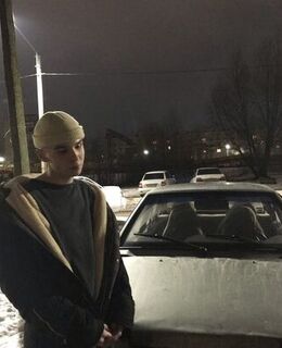 Виктор Александров